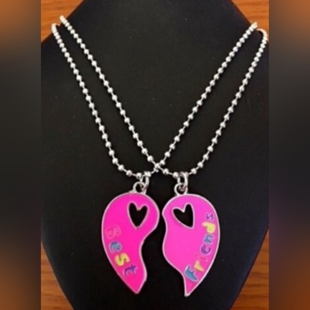 LITTLE Miss Mismatched "Best Friends" Necklace Set